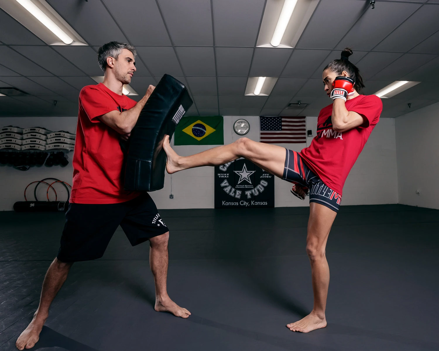 TITLE Boxing Pro Punch Shield 2.0 8 TITLE Boxing Pro Punch Shield 2.0 - Image 6