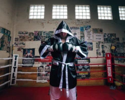 TITLE Boxing Pro Fingertip Robe 2.0 -Boxing Shop TSRF2BKWH 2