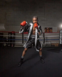 TITLE Boxing Fingertip Robe 27 TITLE Boxing Fingertip Robe -Boxing Shop TSRFBKWH 2