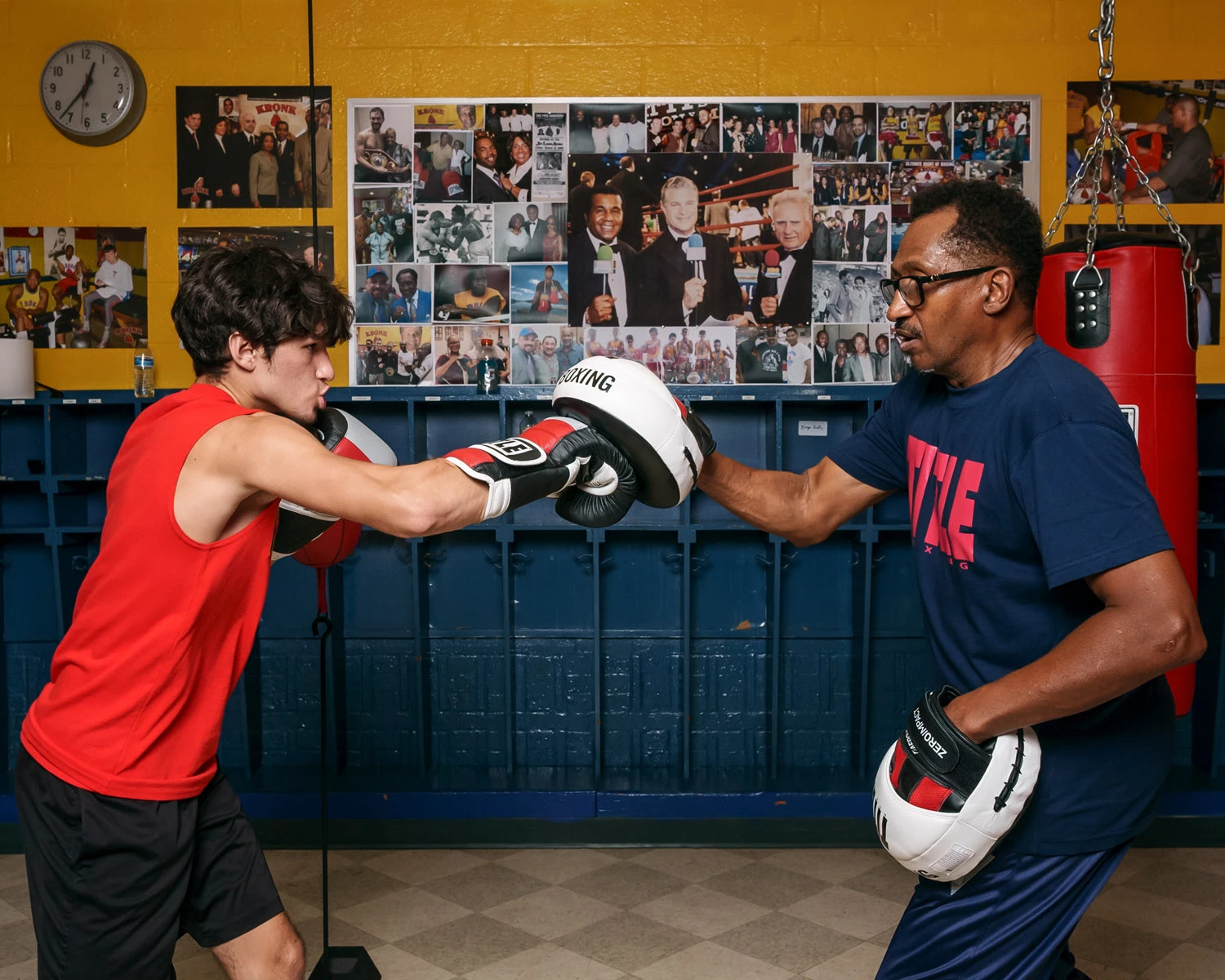 TITLE Boxing Zero-Impact "Rare Air" Punch Mitts 2.0 8 TITLE Boxing Zero-Impact "Rare Air" Punch Mitts 2.0 - Image 6