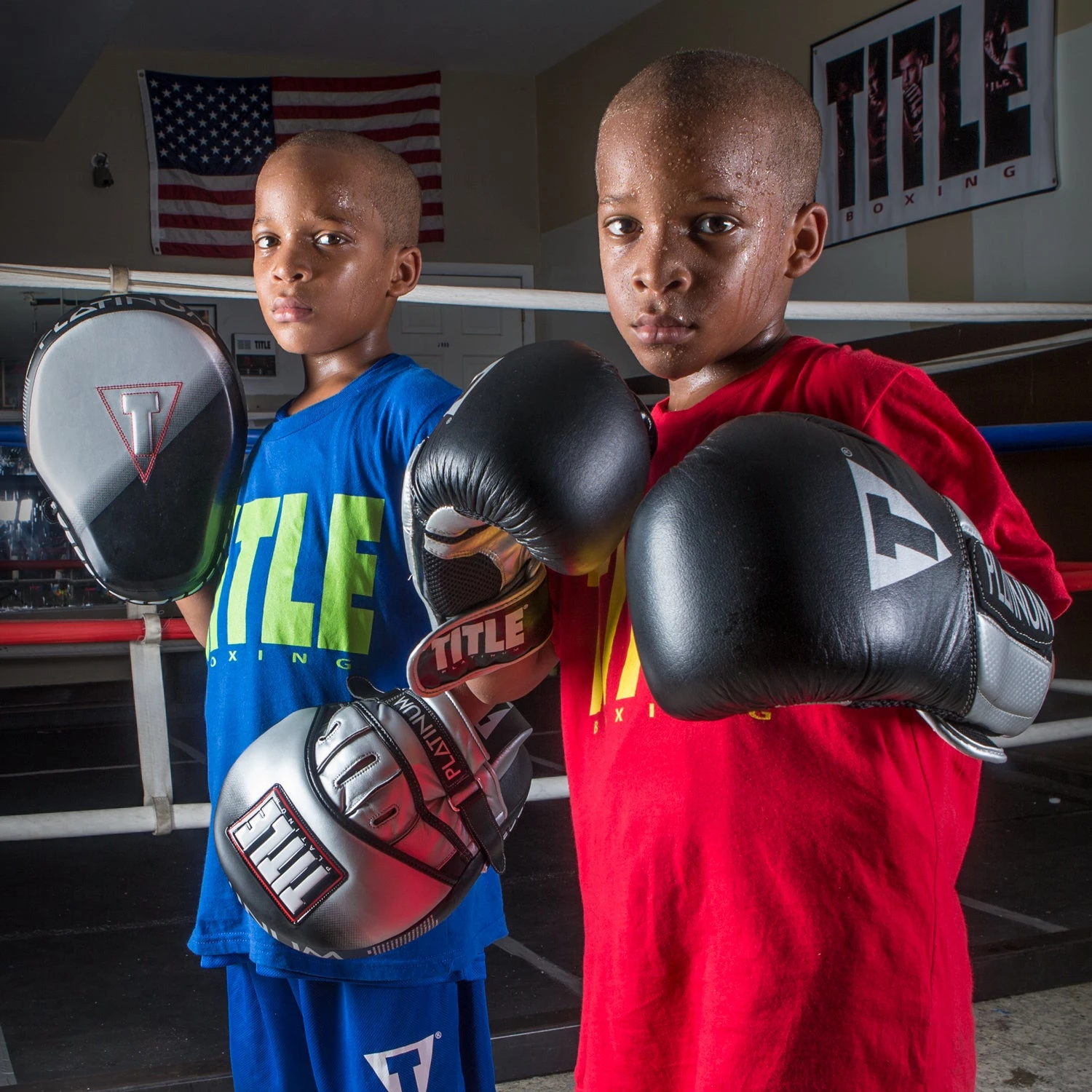 TITLE Platinum Proclaim Power Punch Mitts 8 TITLE Platinum Proclaim Power Punch Mitts - Image 6